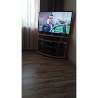 Угловая ТВ тумба Рондо со стеклянными дверьми