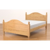 Кровать из массива дерева Хенли